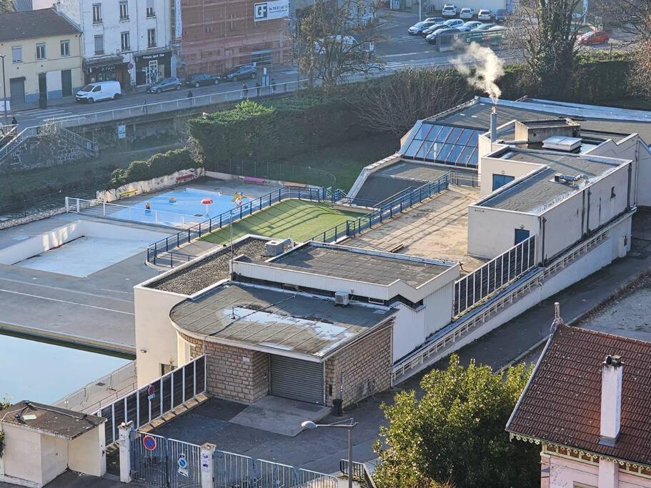 Renovated 2-Bed Apartment 2 Min From Lyon Oullins Extérieur photo